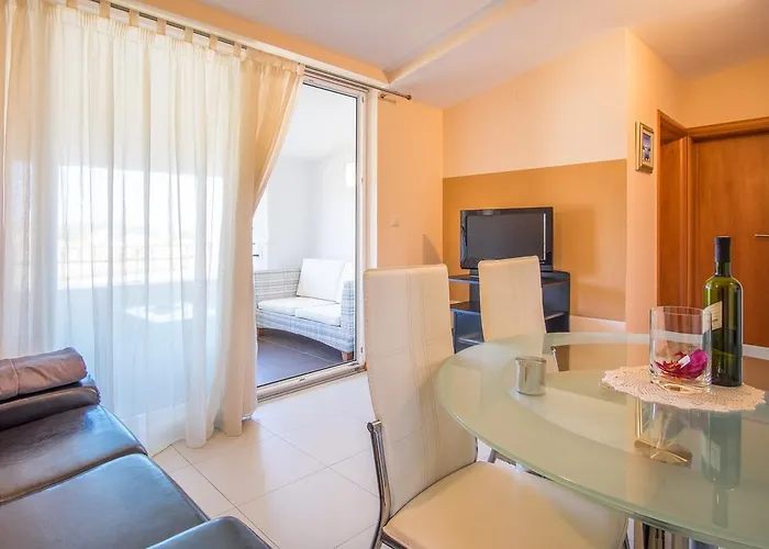 Palma Apartman *